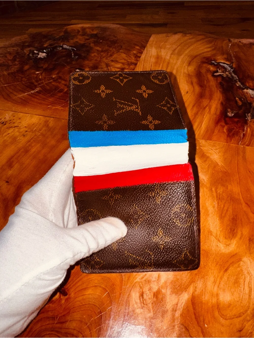 Louis Vuitton reinvented men’s monogram bifold wallet, brown 1997
